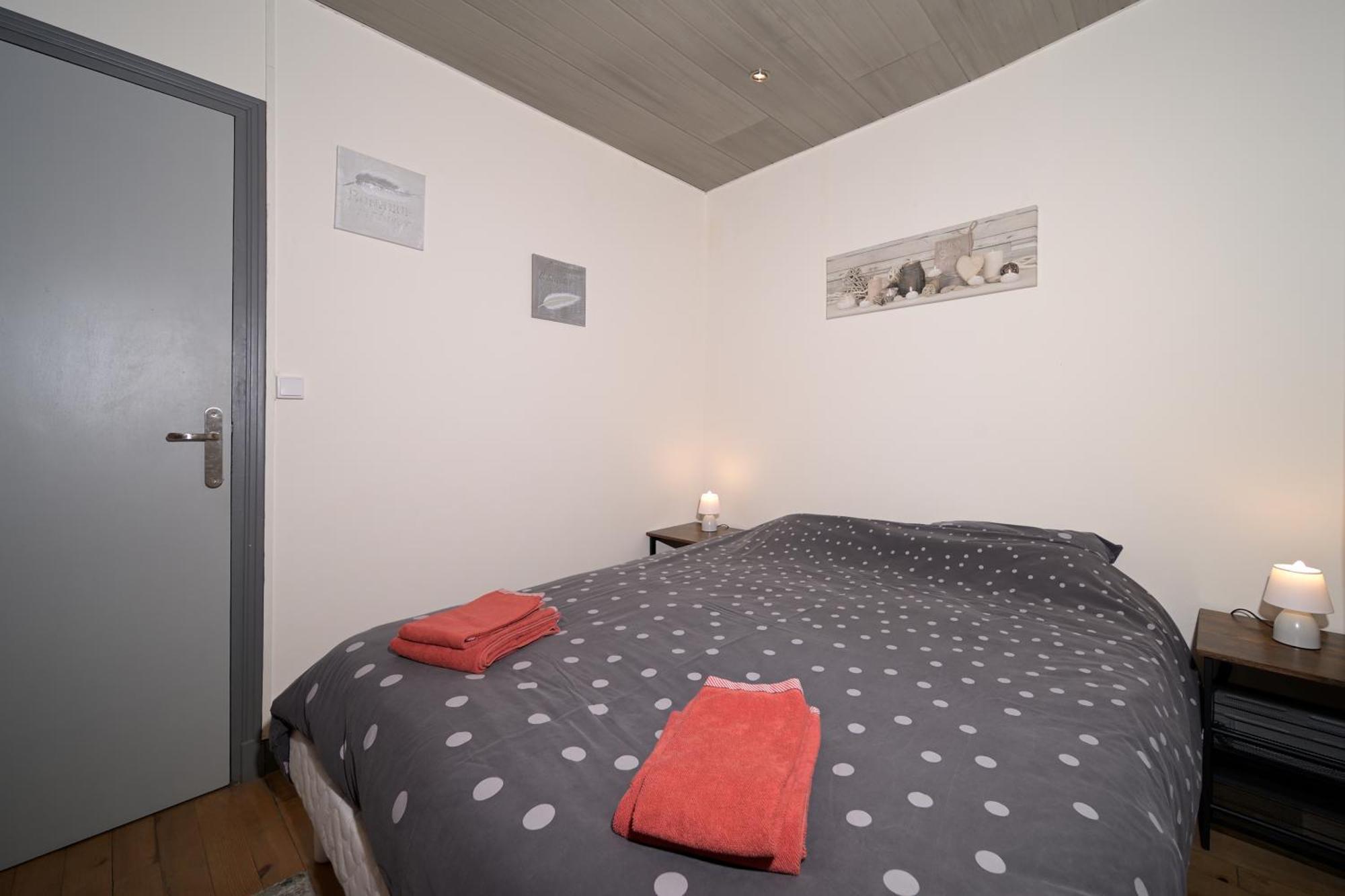 Le Gite Des 3000 Avec Spa Auzat Esterno foto